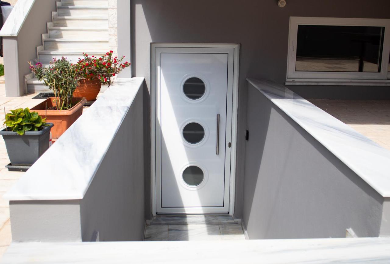 Elias Studio - Near To The Port Of Rafina And The Airport Of Athens Agios Spyridon  Exterior photo